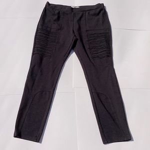 3/$20 Parasuco Stretchy Pants, Size L